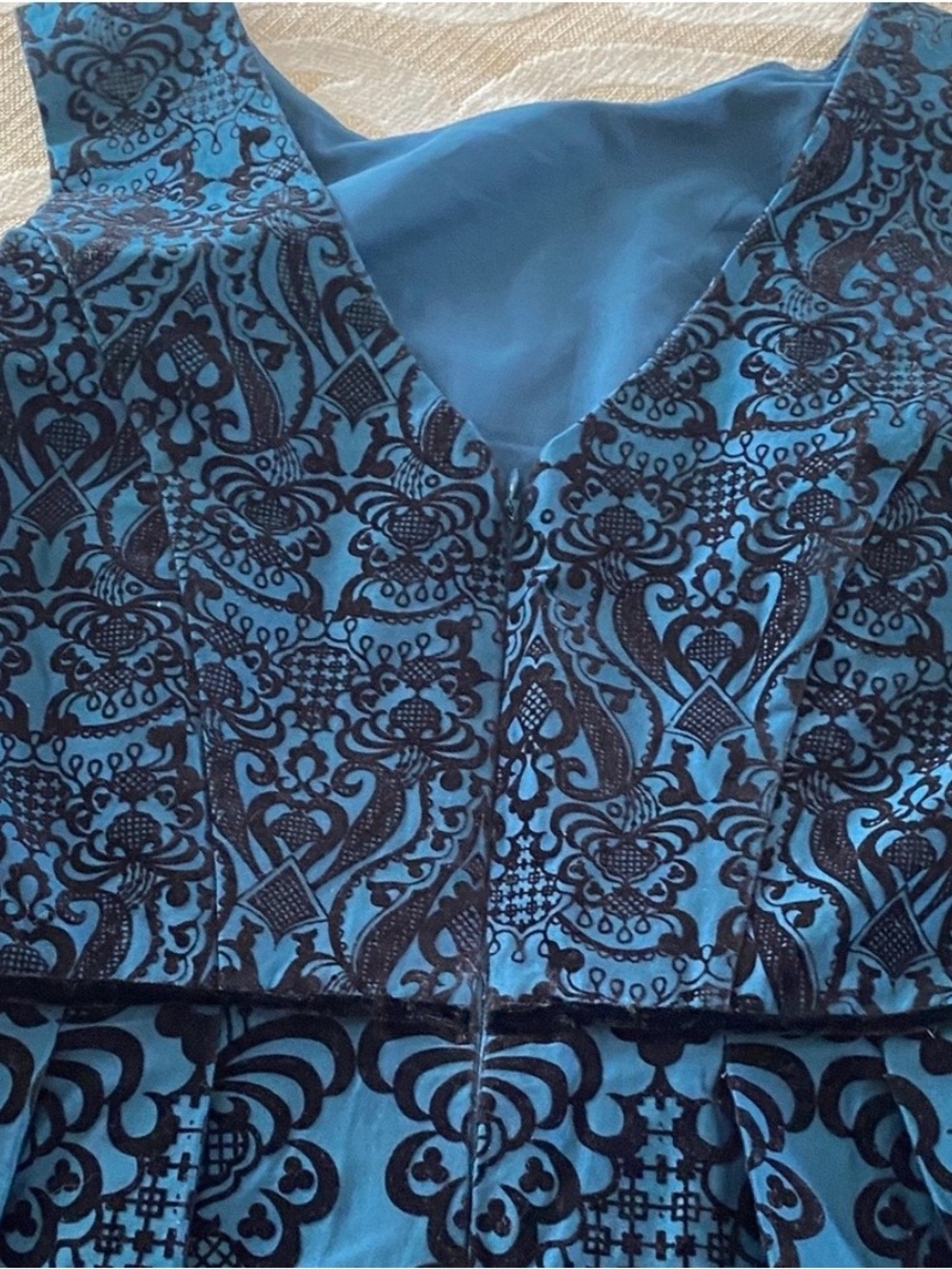 Beige by ECI Teal Black Velvet Fit & Flare Dress Size 6 - Picture 4 of 11
